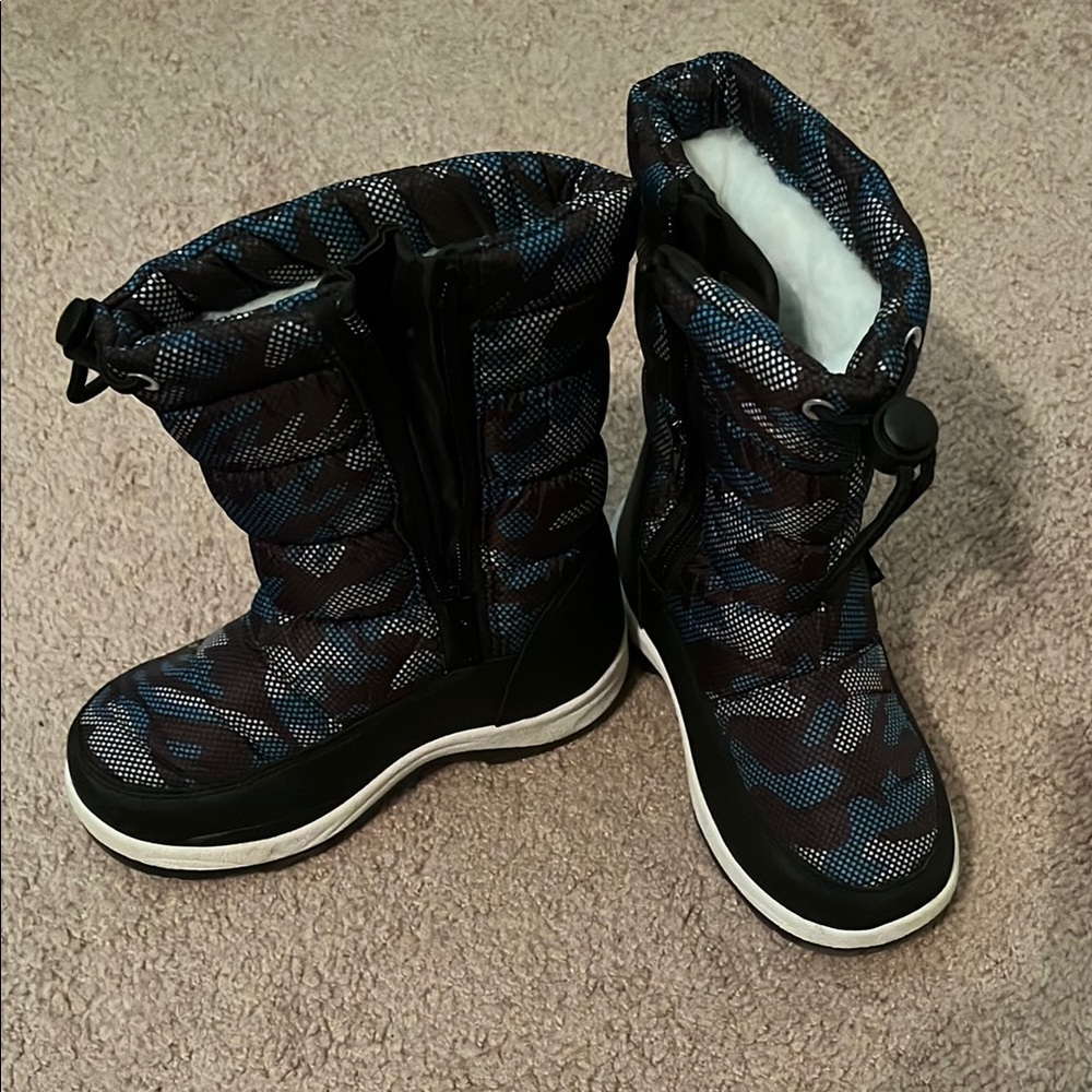 Kids Winter Boots - Black and Blue